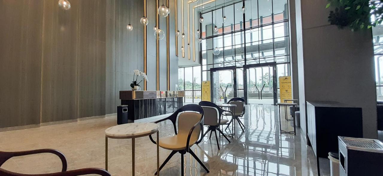 Stay G Royal Sentul Park By Grandhika Kedungmanggu Exterior foto